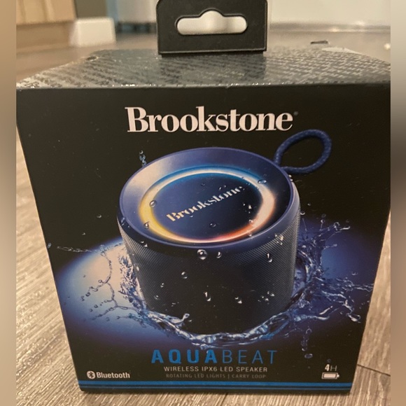 Brookstone Aquabeat wireless LED speaker - Picture 1 of 6